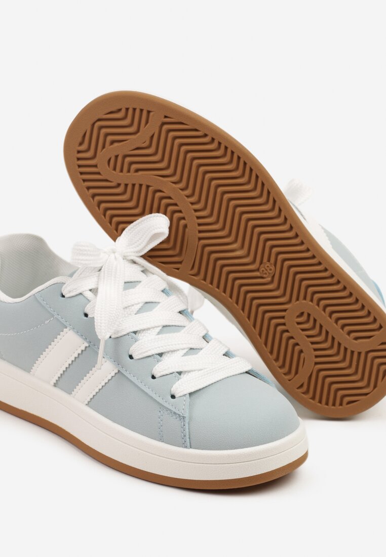 Jasnoniebieskie Sneakersy Ozdobione Motywem Pasków Flortewi