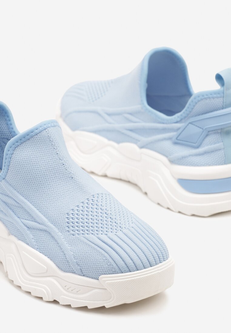 Jasnoniebieskie Siateczkowe Buty Sportowe Sneakersy Wsuwane Zdobione Tłoczeniami Nusadela