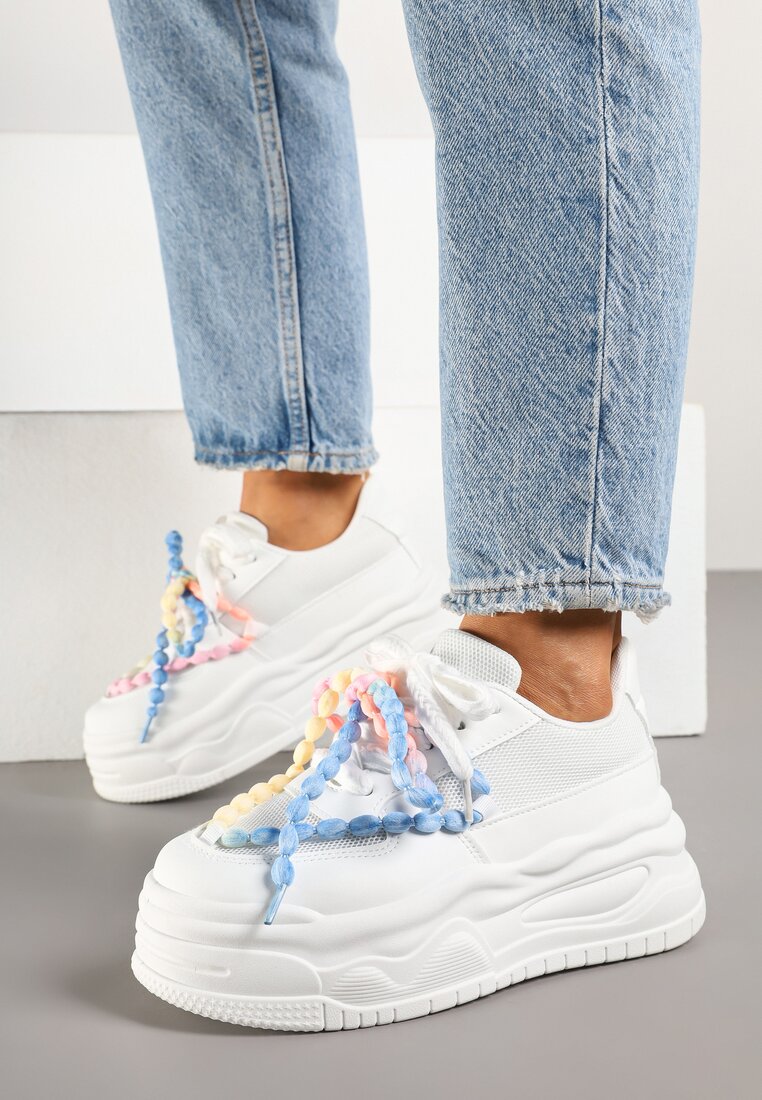 Białe Sneakersy na Platformie z Koralikami Amovanna