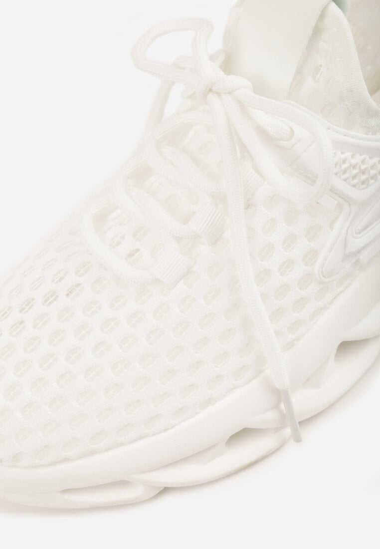 Białe Buty Sportowe Sneakersy na Platformie Ozdobionej Tłoczeniem Teliriella