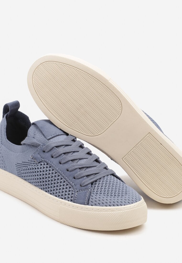 Niebieskie Siateczkowe Sneakersy Ozdobione Metaliczną Nicią Nimiarene