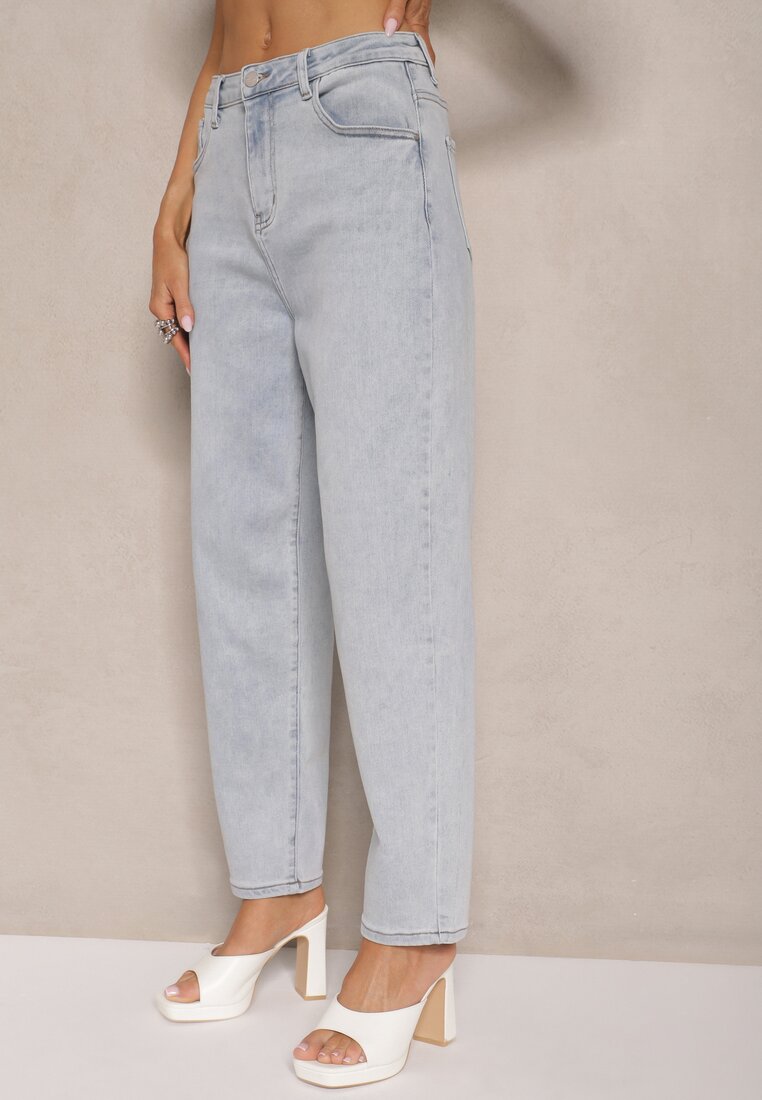 Niebieskie Jeansy Mom Fit High Waist Zdobione Haftem w Kształcie Serca Valliora