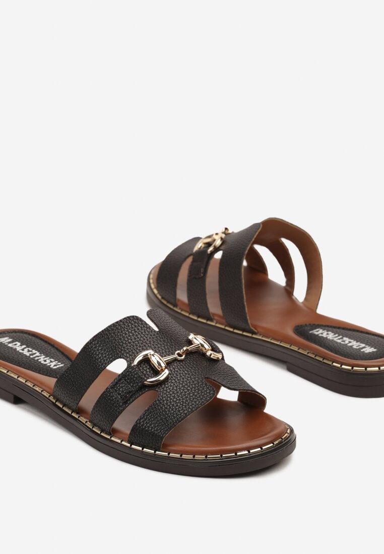 Papuci Arivian Negri