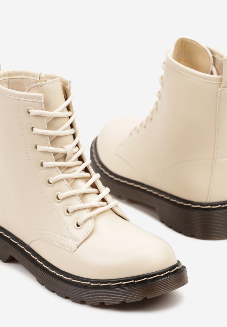Botine Bej