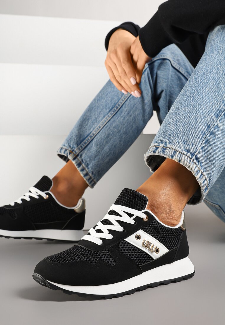 Czarne Sneakersy z Ozdobnymi Cyrkoniami Adisona