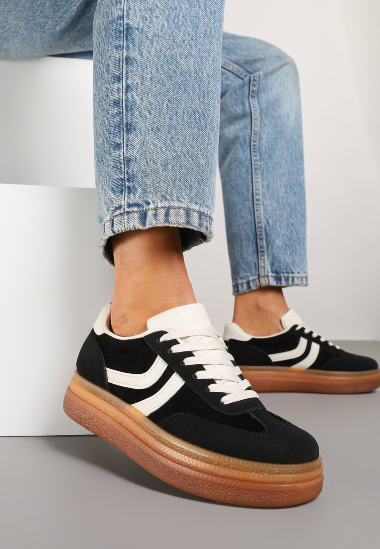 Czarne Sneakersy Typu Kultowe Tenisówki na Niskiej Platformie Olritia