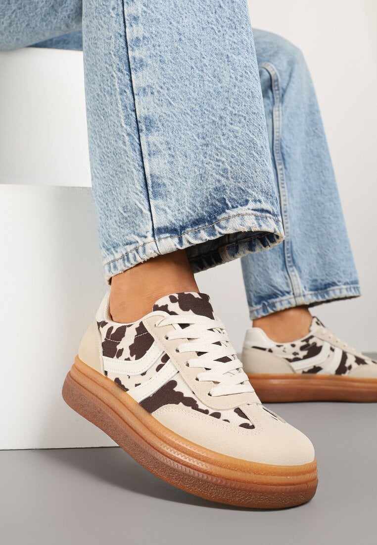 Beżowo-Brązowe Sneakersy Tenisówki Ozdobione Wzorem w Łaty Polliane