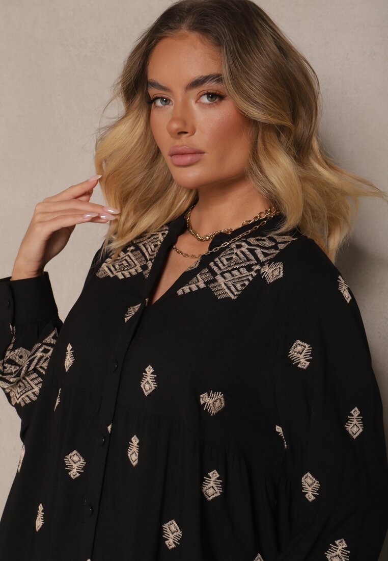 Czarna Rozkloszowana Sukienka Ozdobiona Haftem i Wzorem Boho Ronavere