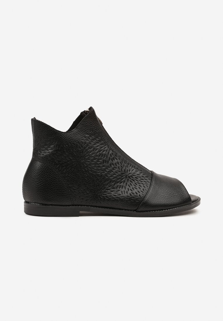 Botine Lirive Negre