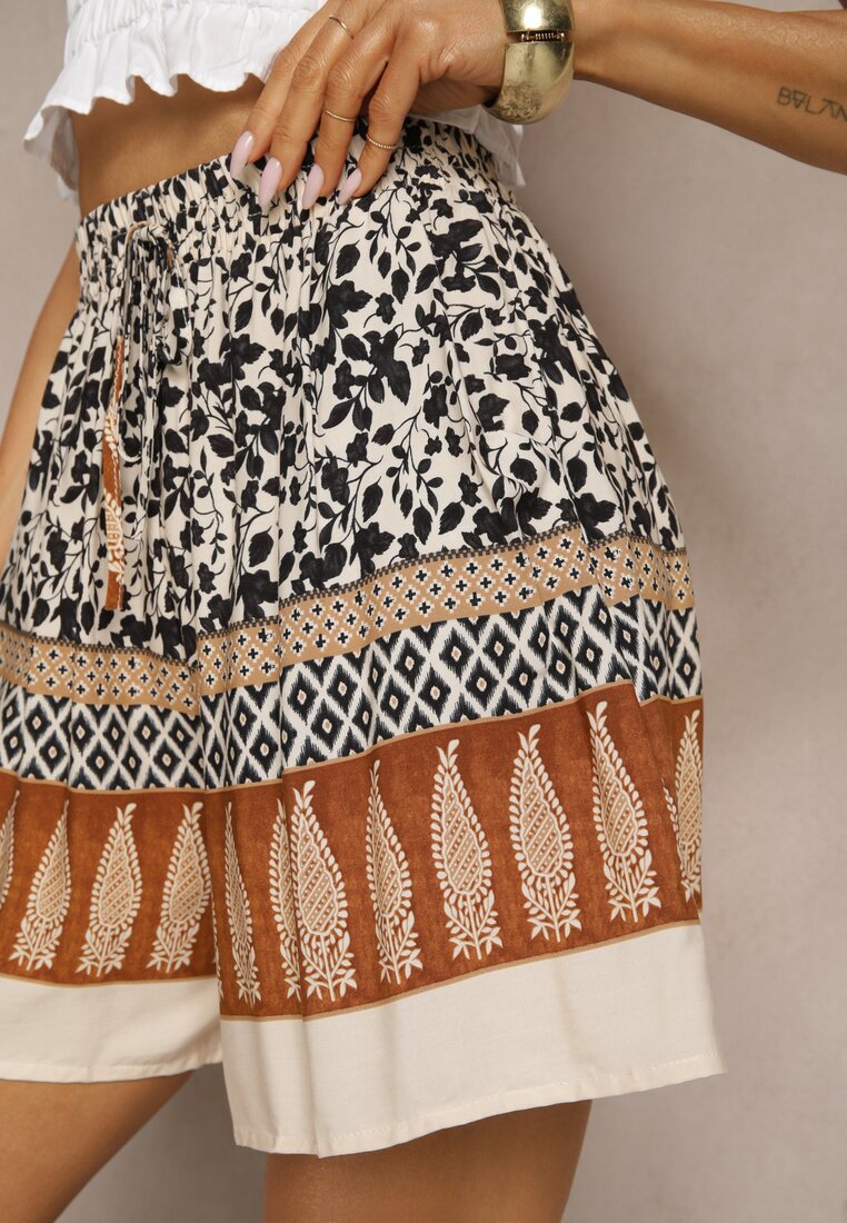 Czarno-Beżowe Szorty z Bawełny High Waist Ozdobione Kwiatami Kolirea