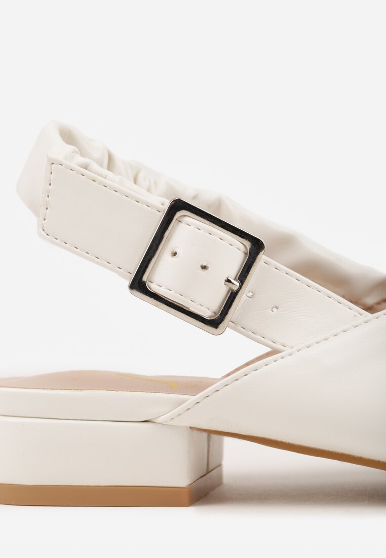 Białe Sandały z Noskiem w Szpic z Zapięciem na Sprzączkę Jenadenna