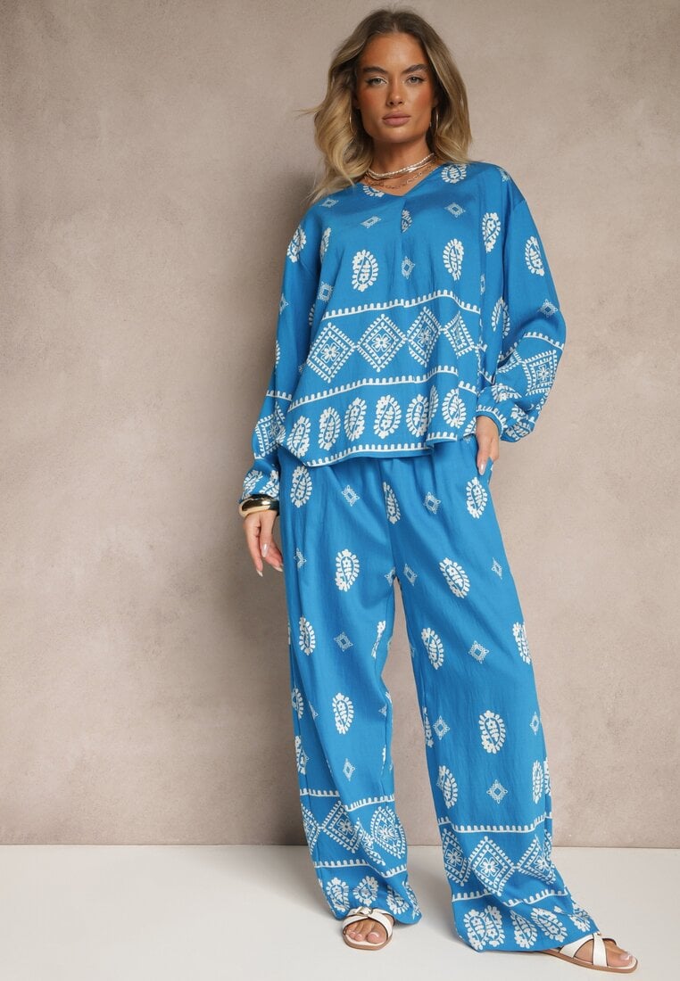 Niebieski Komplet w Stylu Etno Spodnie z Gumką w Pasie i Bluzka Oversize Eviralyn
