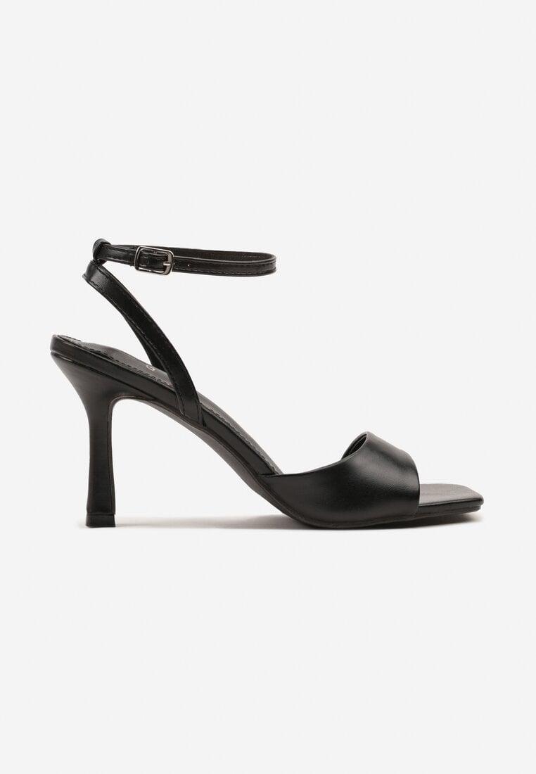 Pantofi stiletto Meviora Negri