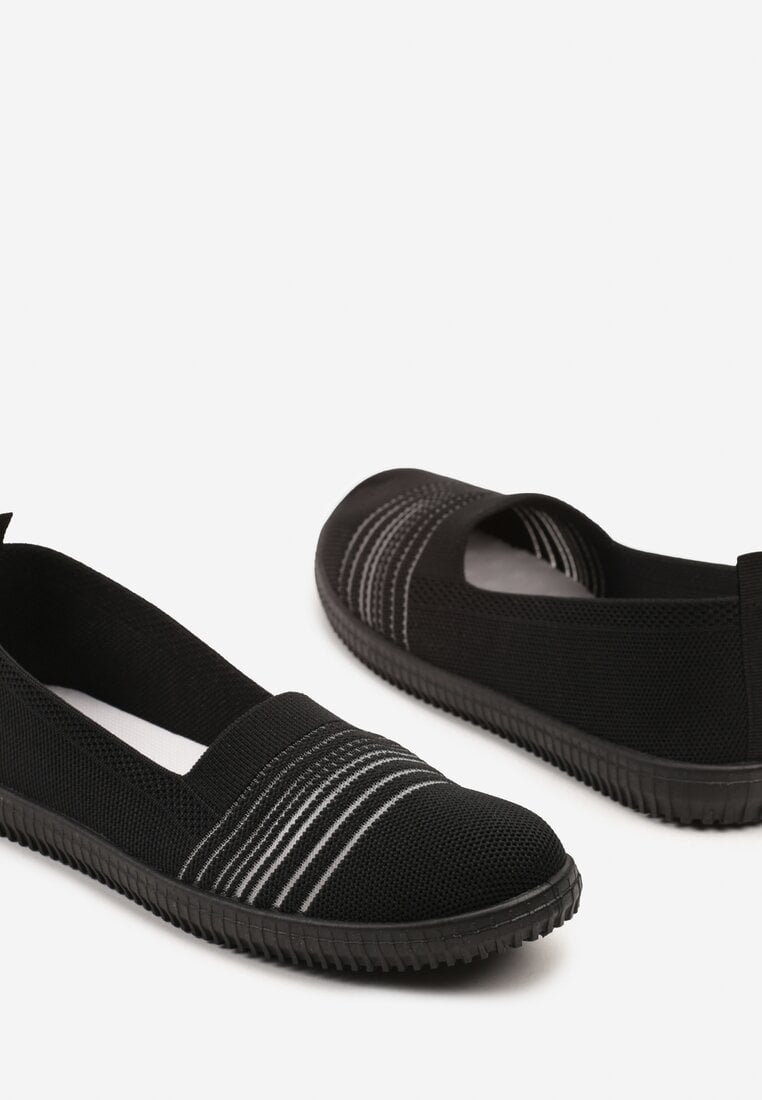 Czarne Tenisówki Ozdobione Paskami Heloti