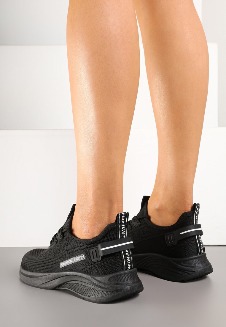 Czarne Buty Sportowe Sneakersy Ozdobione Tłoczeniem i Napisami Odalene