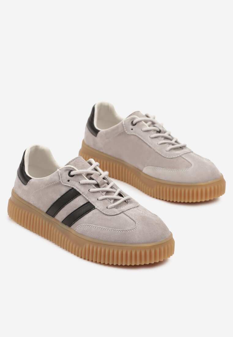 Szare Sneakersy z Zamszu na Niskiej Platformie Tenafina