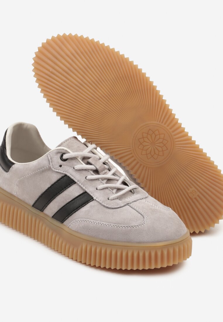 Szare Sneakersy z Zamszu na Niskiej Platformie Tenafina