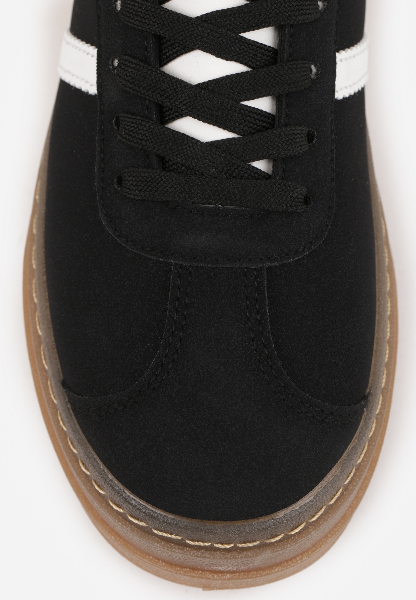 Czarne Sneakersy na Tłoczonej Platformie Ozdobione Paskami Felainora