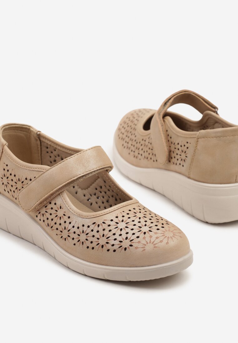 Ciemnobeżowe Ażurowe Półbuty na Koturnie Rediane