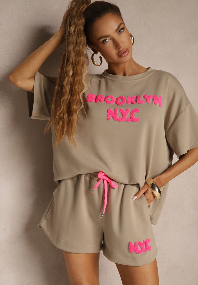 Ciemnobeżowy Komplet z Wiskozą o Fasonie Oversize T-shirt i Szorty Lirafina