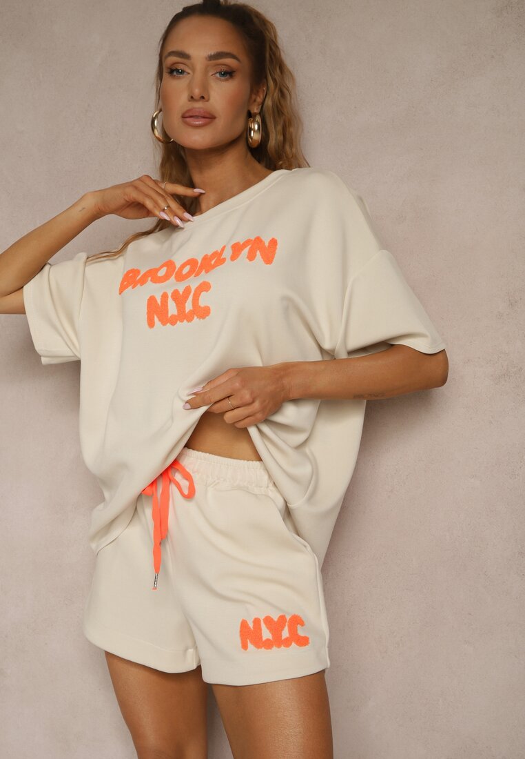 Beżowy Komplet z Wiskozą o Fasonie Oversize T-shirt i Szorty Lirafina