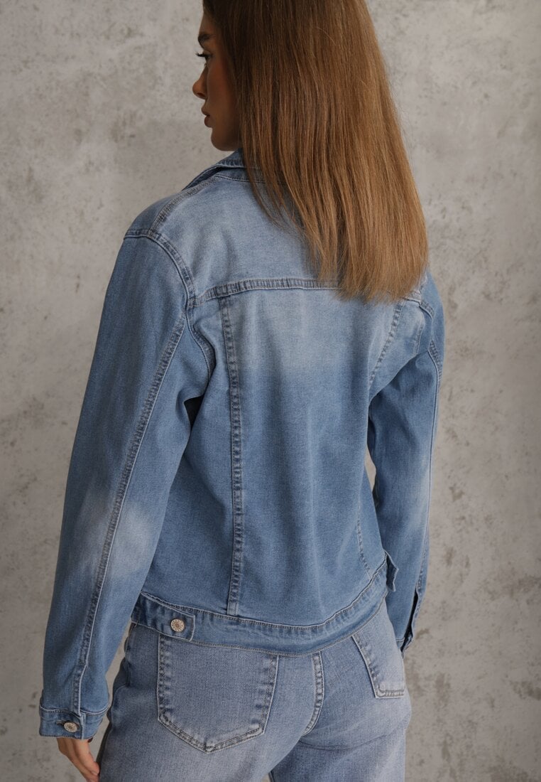 Jasnoniebieska Klasyczna Kurtka Jeansowa z Guzikami Ivonelle