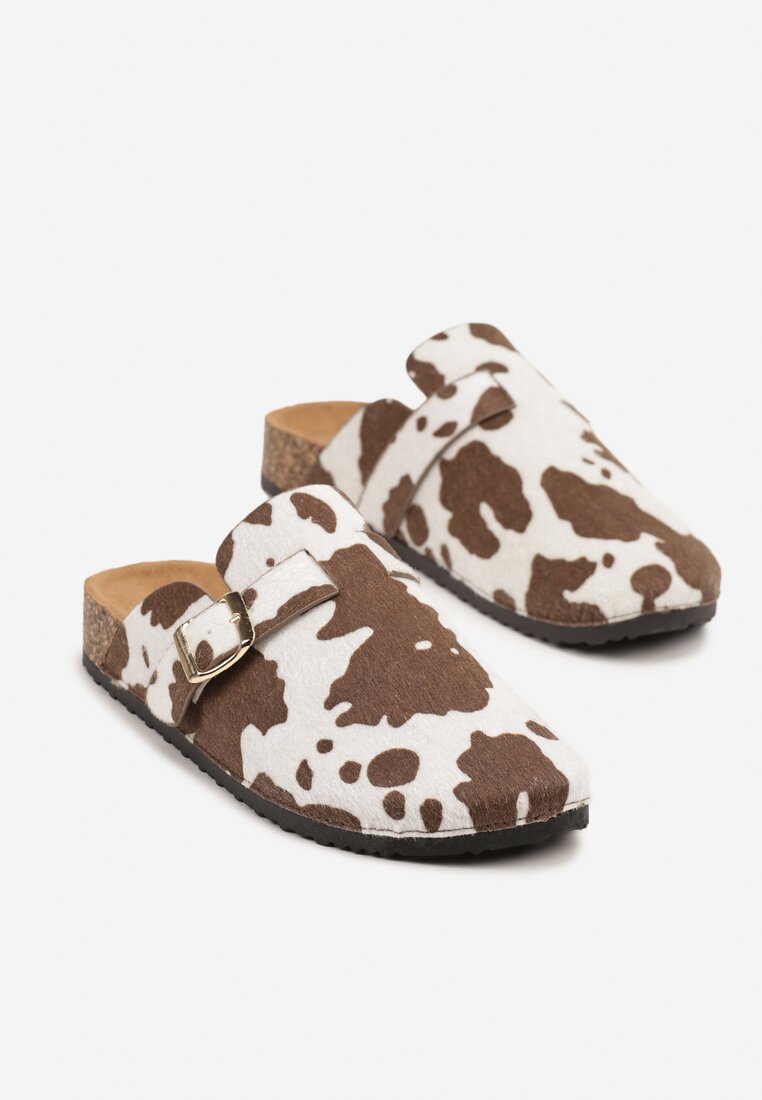 Brązowe Klapki Typu Mule w Print z Łatami Meralda