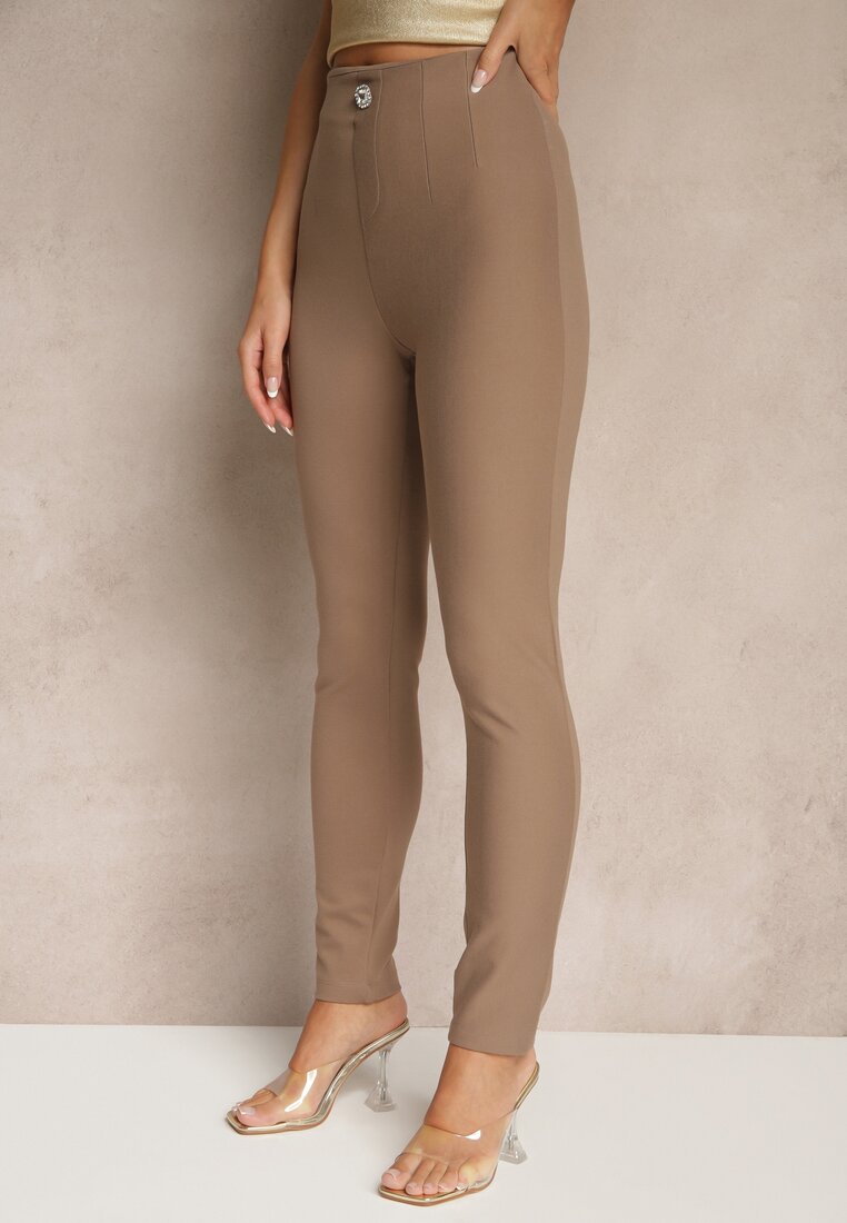 Ciemnobeżowe Legginsy High Waist z Wiskozą z Cyrkoniowym Guzikiem Naliselle