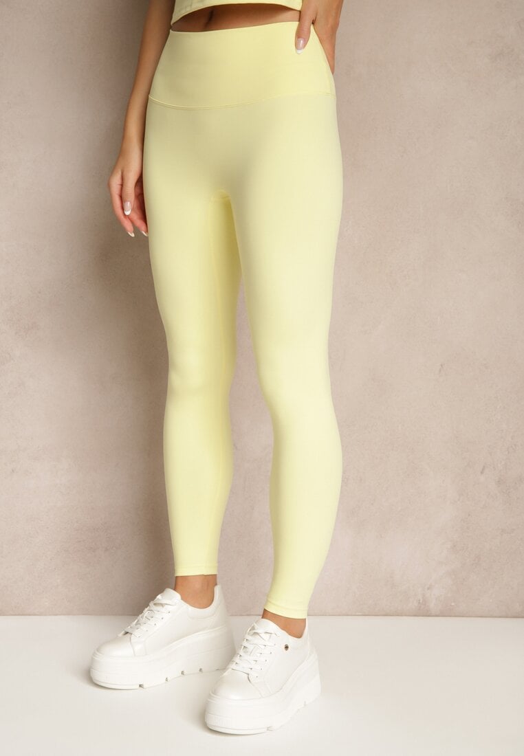Żółty Komplet Sportowy Legginsy i T-shirt o Dopasowanym Kroju Silanessa
