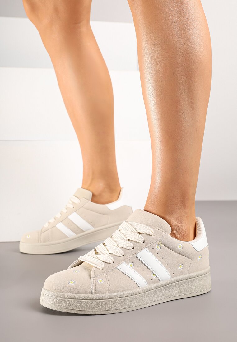 Beżowe Sneakersy Ozdobione Haftowanymi Kwiatami i Paskami Malirelle