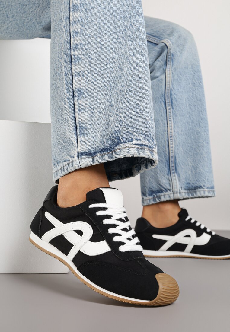 Czarne Sneakersy z Geometrycznym Wzorem Arnenta