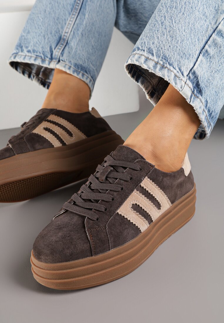 Ciemnobrązowe Sneakersy Zamszowe na Platformie z Wkładką ze Skóry Naturalnej i Aplikacją Rilarina