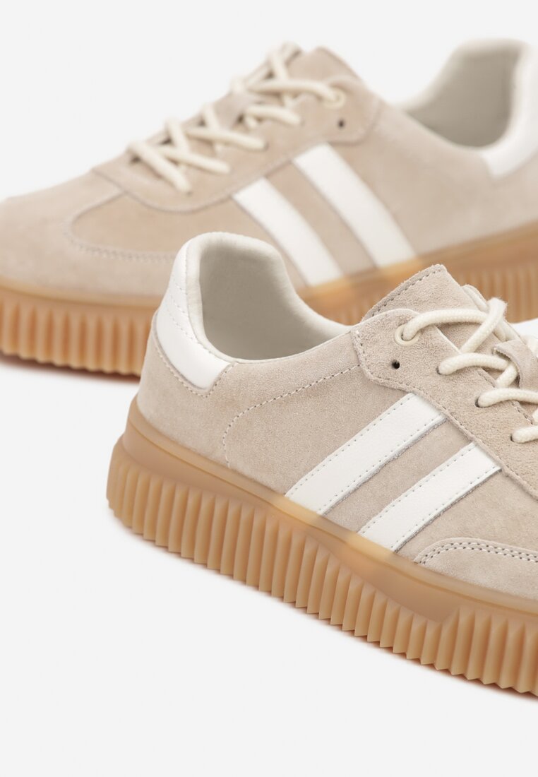 Ciemnobeżowe Zamszowe Sneakersy w Stylu Kultowych Tenisówek ze Skórzaną Wkładką Tenannia