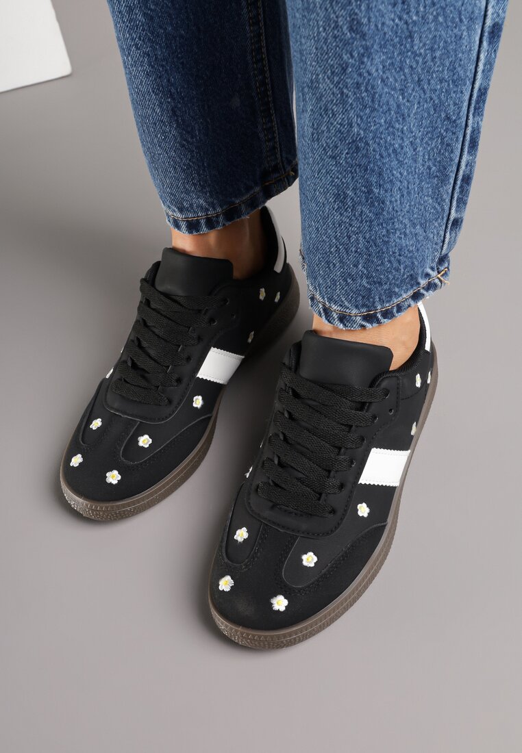 Czarne Sneakersy Tenisówki Ozdobione Kwiatkami Zummine