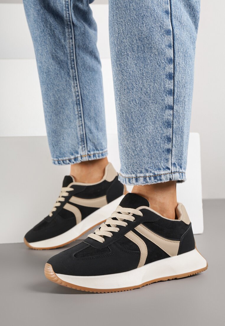Czarne Sneakersy z Geometrycznym Wzorem Velwettia