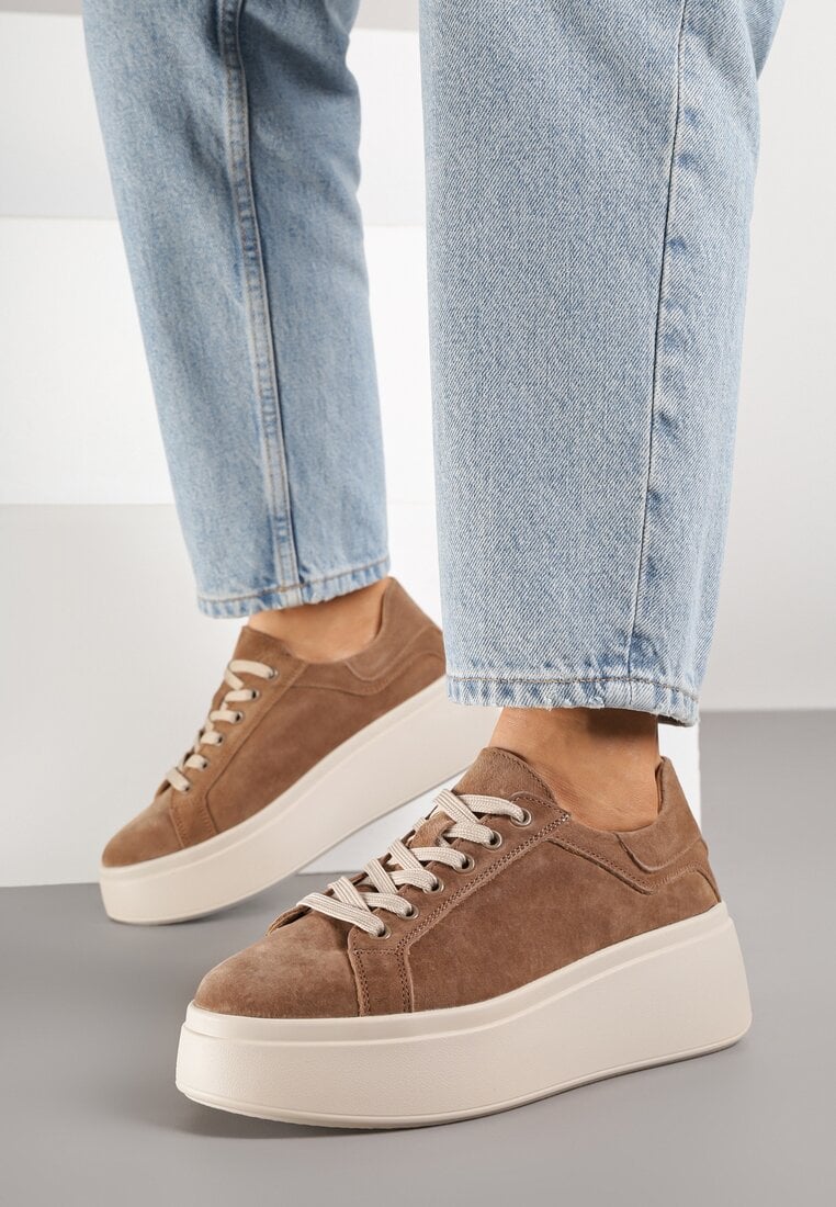 Brązowe Sneakersy z Naturalnego Zamszu na Platformie Nalirette
