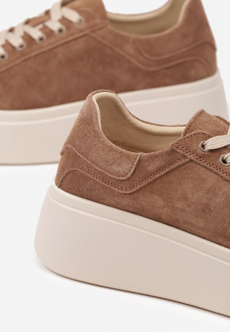 Brązowe Sneakersy z Naturalnego Zamszu na Platformie Nalirette