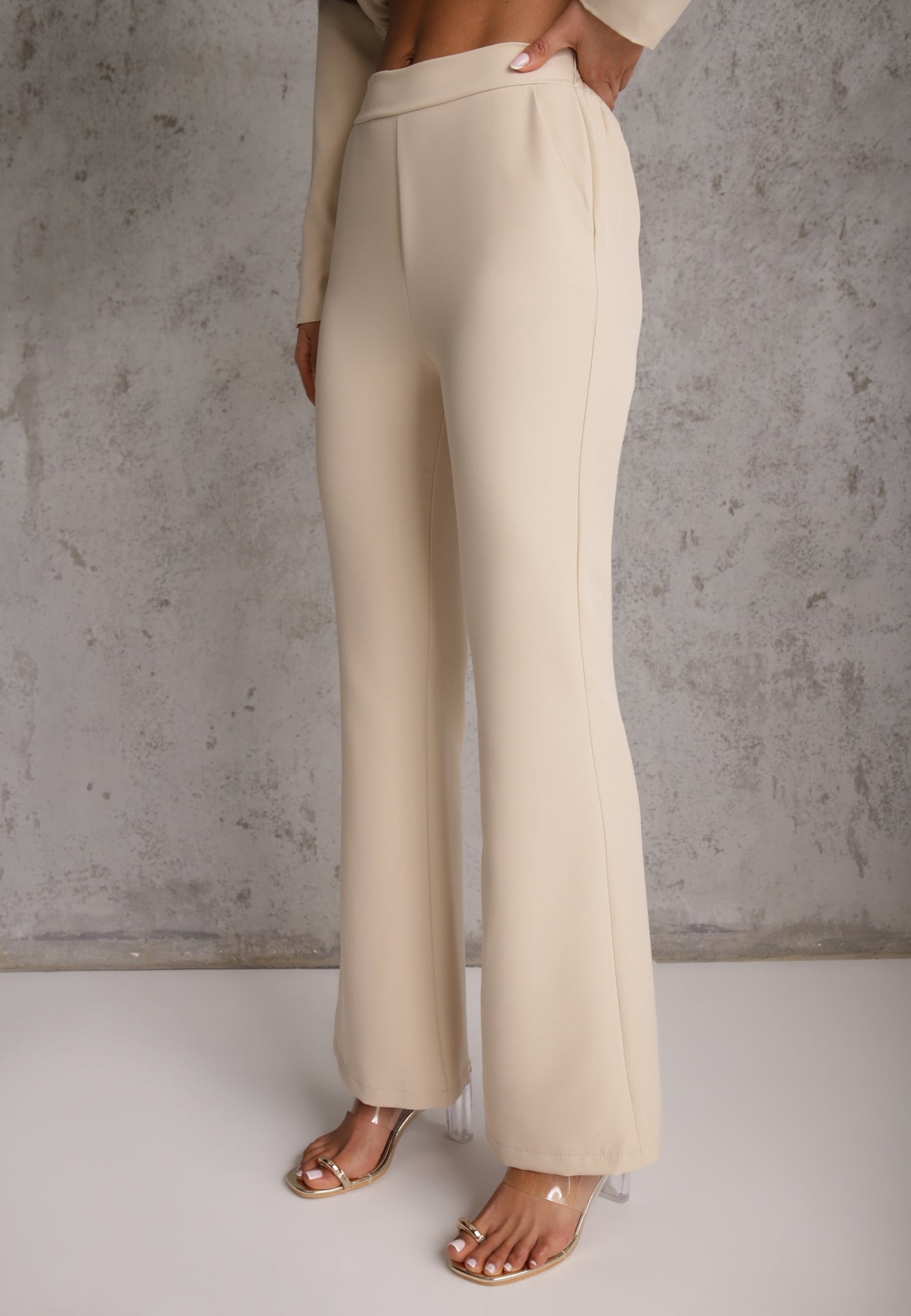 Compleu Falestra Bej