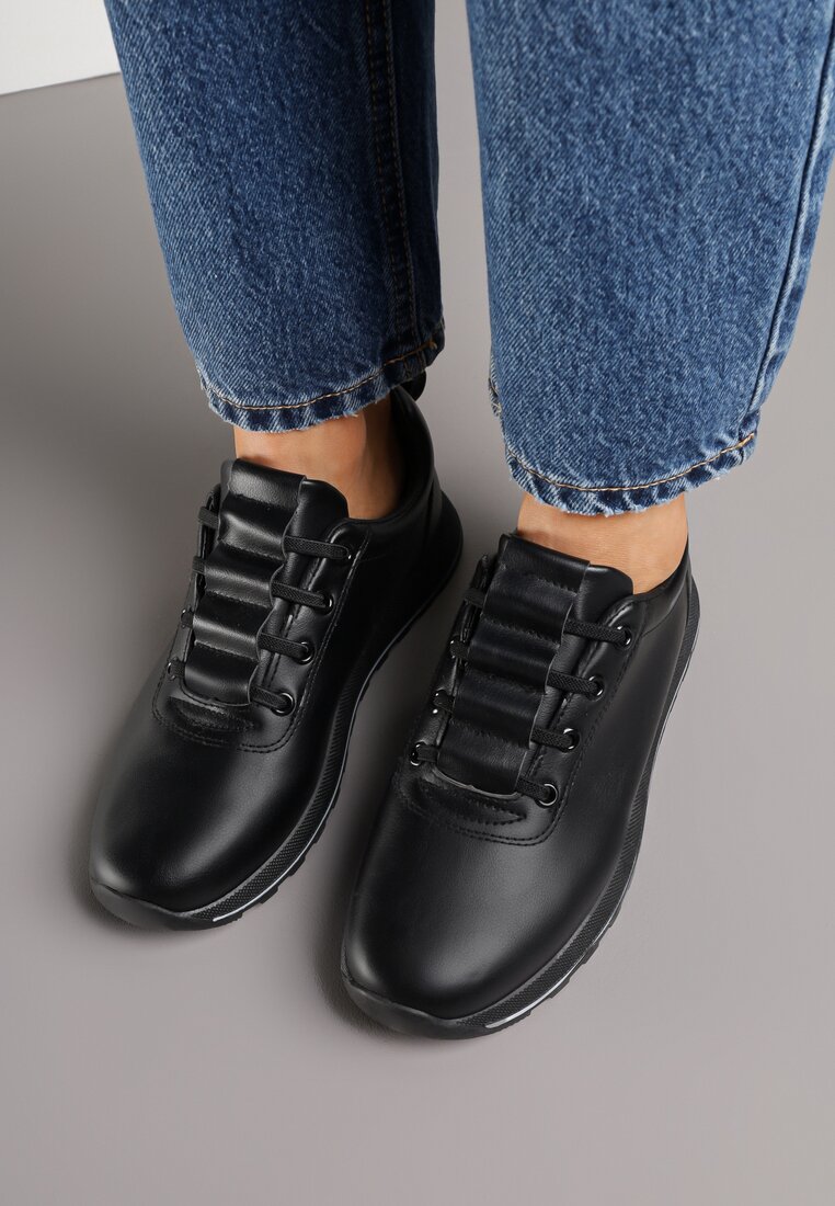 Czarne Sneakersy w Klasycznym Stylu Driosse