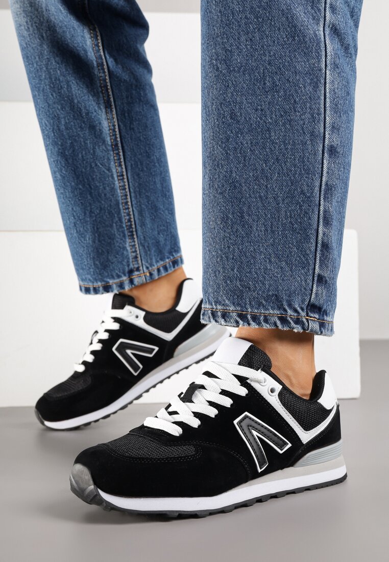 Czarno-Białe Sneakersy Ozdobione Geometrycznym Motywem Rilenessa