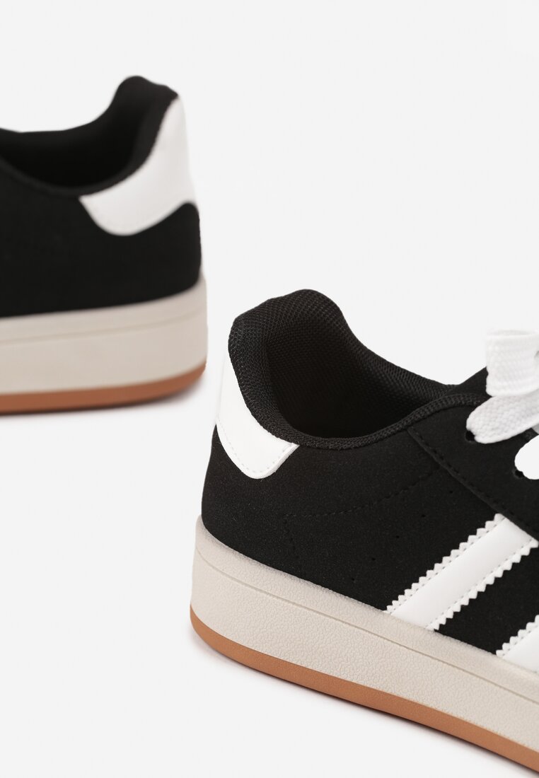 Czarno-Białe Sneakersy z Geometrycznym Wzorem Rillomia