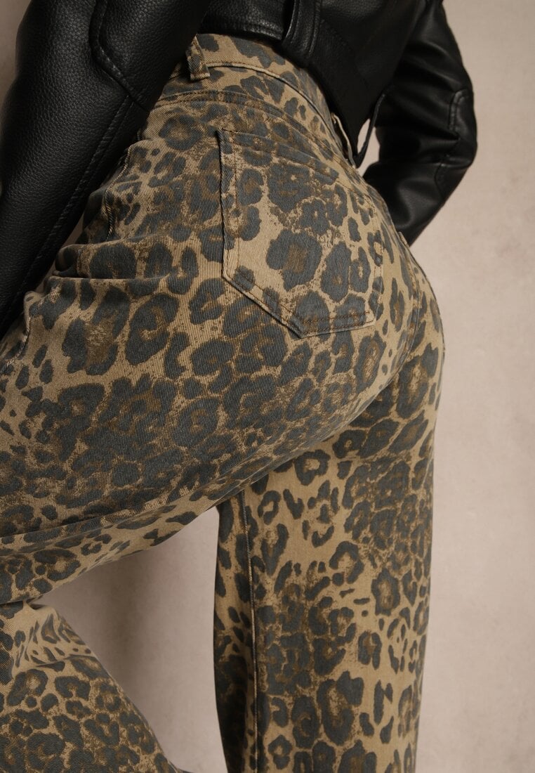 Panterkowe Jeansy High Waist o Szerokim Kroju Quelire