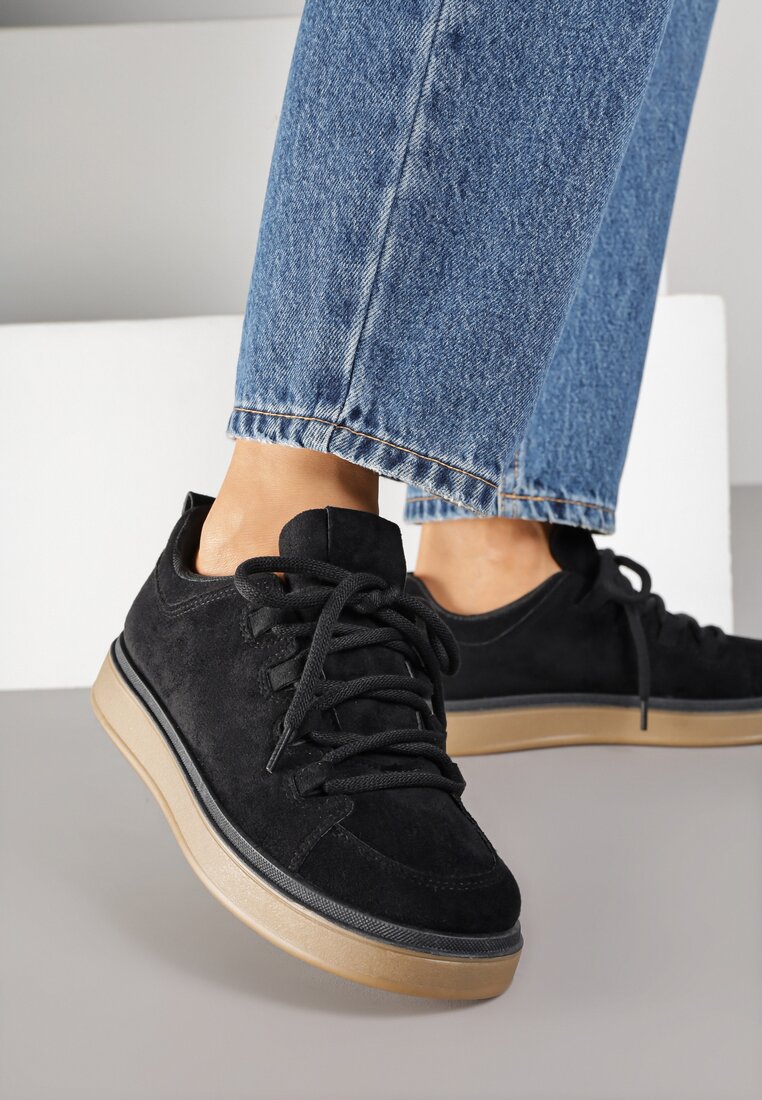 Czarne Sneakersy z Ozdobnymi Przeszyciami Zailera