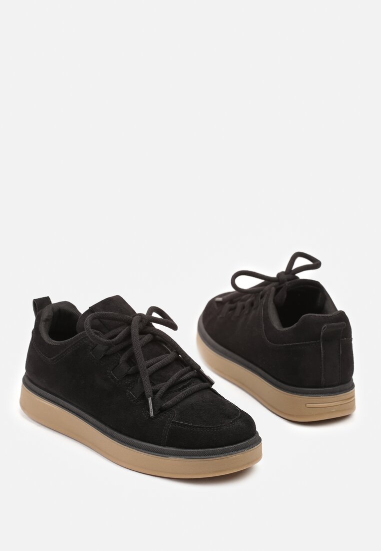 Czarne Sneakersy z Ozdobnymi Przeszyciami Zailera