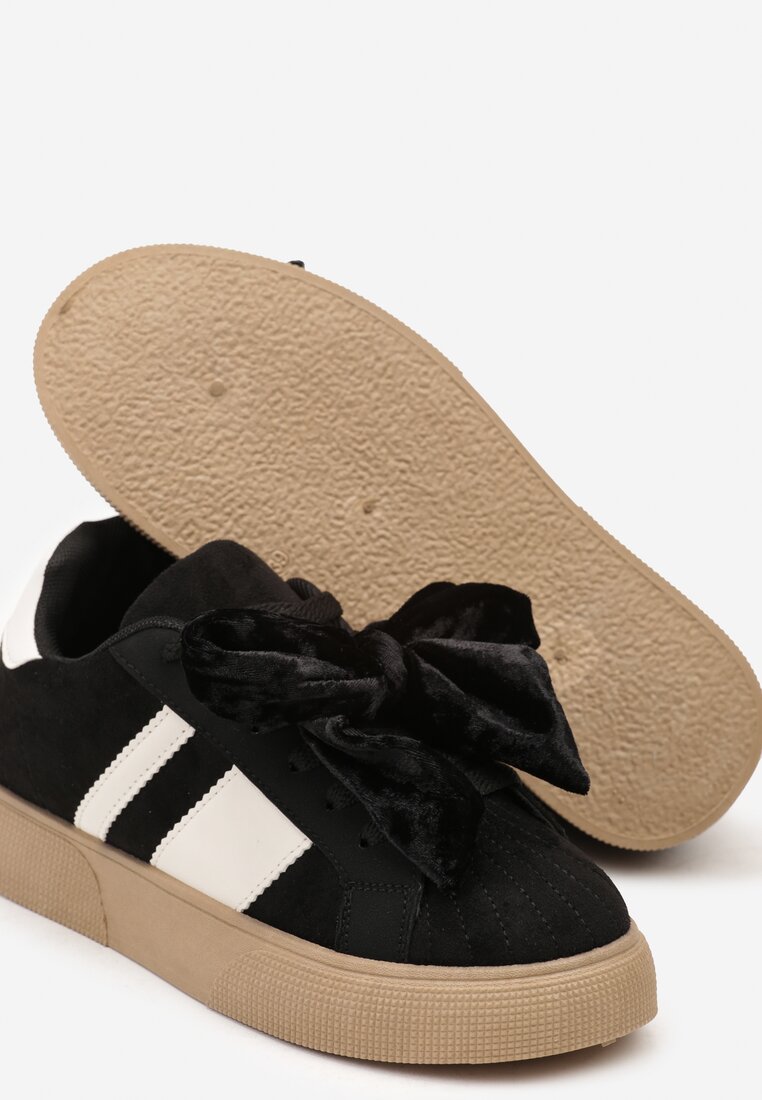 Czarne Sneakersy w Stylu Tenisówek Ozdobione Kokardą z Weluru Lerrive