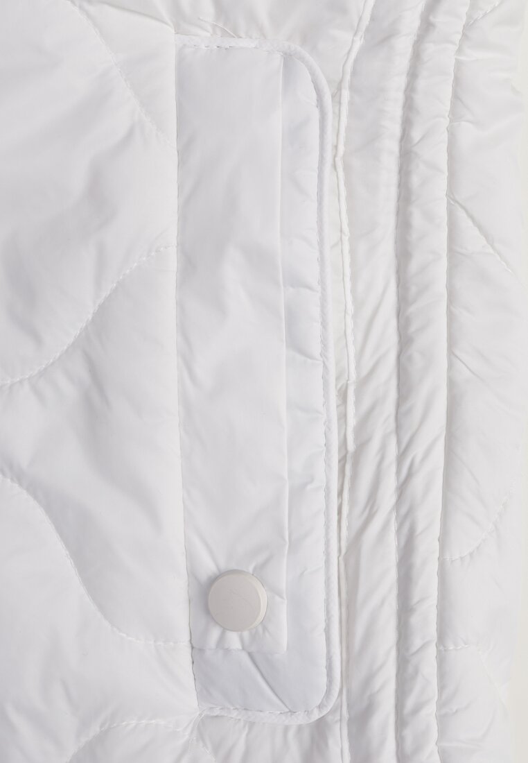 Biała Kamizelka z Odpinanym Kapturem i Pikowanym Wzorem Tiozarе