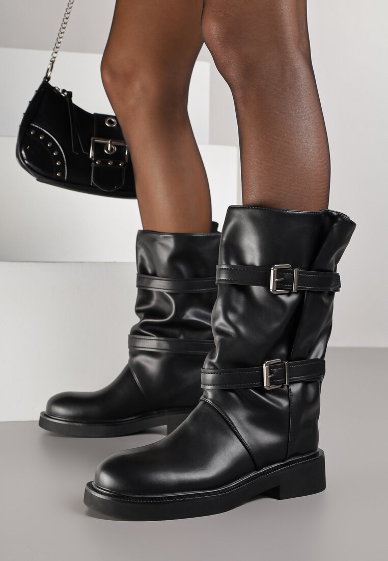 Czarne Botki Biker Boots z Marszczoną Cholewką i Paskami ze Sprzączkami Sinesa
