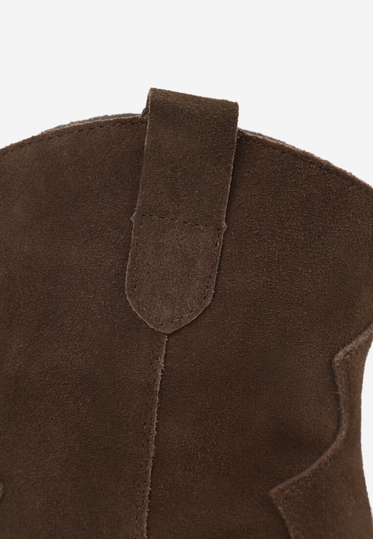 Ciemnobrązowe Skórzane Botki Kowbojki z Metaliczną Aplikacją na Nosku Saneara