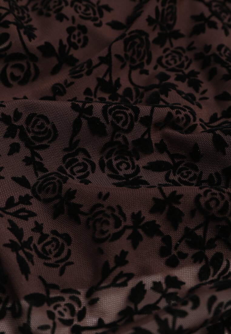 Brązowa Koktajlowa Sukienka z Wiskozą w Welurowe Kwiaty Amette