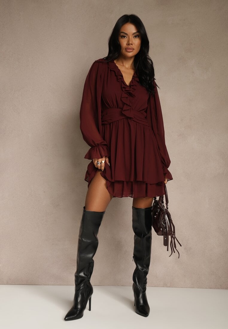 Bordowa Siateczkowa Sukienka o Rozkloszowanym Fasonie z Falbankami Zenniria